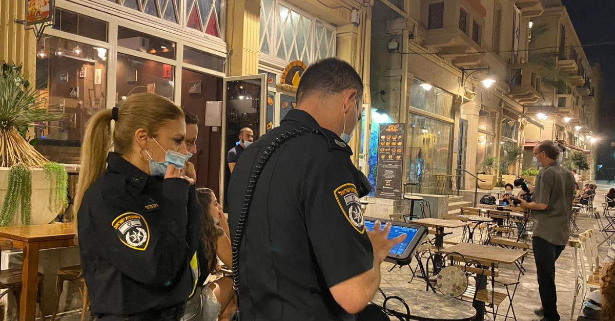 אכיפה נגד עסקים מפירי הנחיות